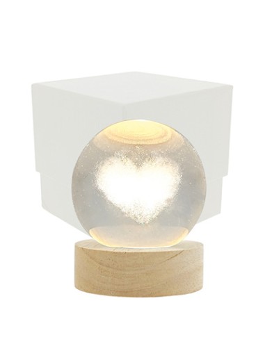 Luce notturna sfera led cuore 3d su base legno con usb Ø6cm con scatola | G3S