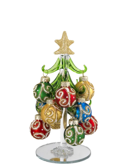 Alberello natalizio verde con sfere con spirali multicolore e stella oro