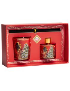 Cofanetto regalo natalizio orizzontale scena  con albero di Natale su fondo rosso 2